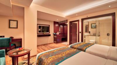 گلدن تولیپ اسنشیال جیپور