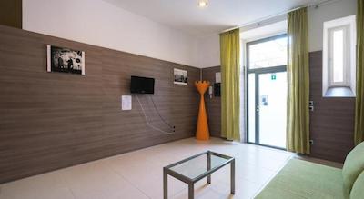 رسیدنس اورپا