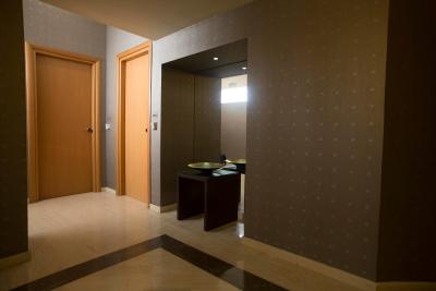 د تباکسو هتل