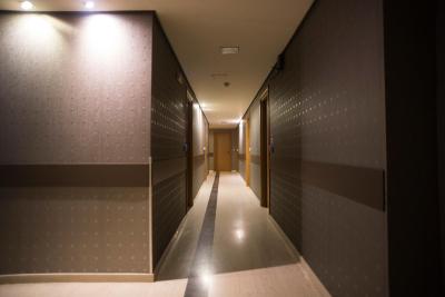 د تباکسو هتل