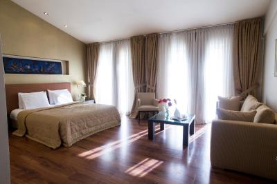 د تباکسو هتل