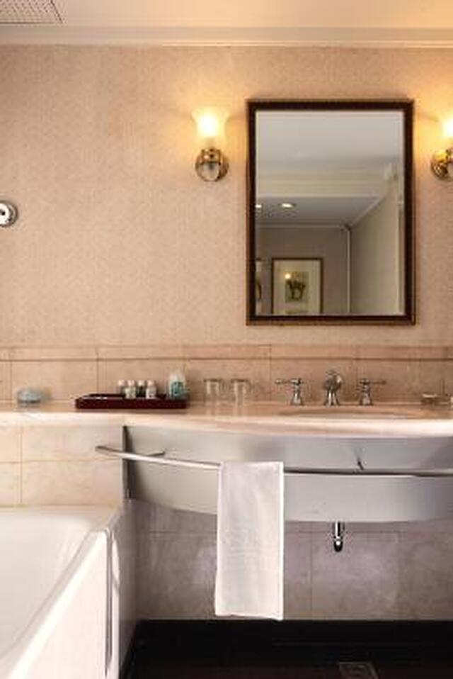 ایمپریال هتل تیپی