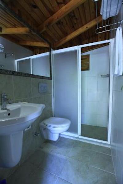 لدا بیچ هتل