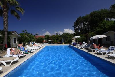 لدا بیچ هتل