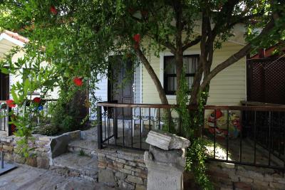 لدا بیچ هتل