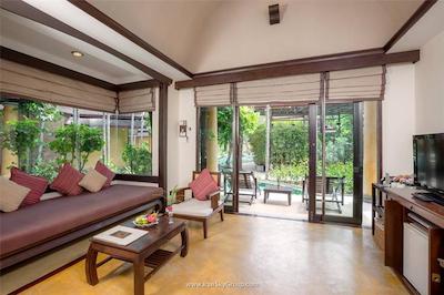 فرانت ویلیج اند د ویلیج ریزورت اند سپا