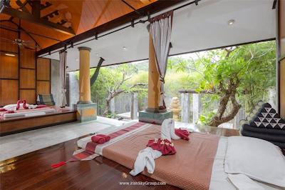 فرانت ویلیج اند د ویلیج ریزورت اند سپا