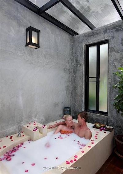 فرانت ویلیج اند د ویلیج ریزورت اند سپا