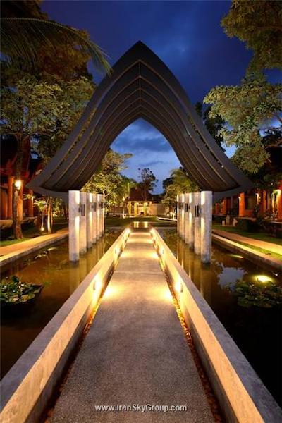 فرانت ویلیج اند د ویلیج ریزورت اند سپا