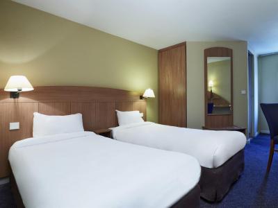 کیریاد ویلنوو لا گارن