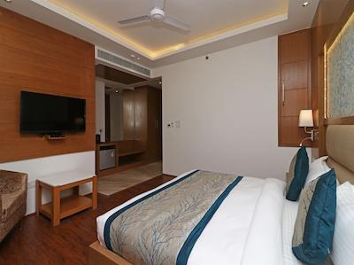 هتل استار سوئیتز