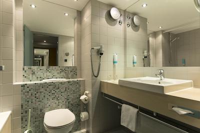 اتلانتیک ونیورسوم