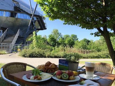 اتلانتیک ونیورسوم