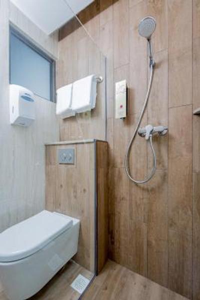 هتل 81 پرمیر استار