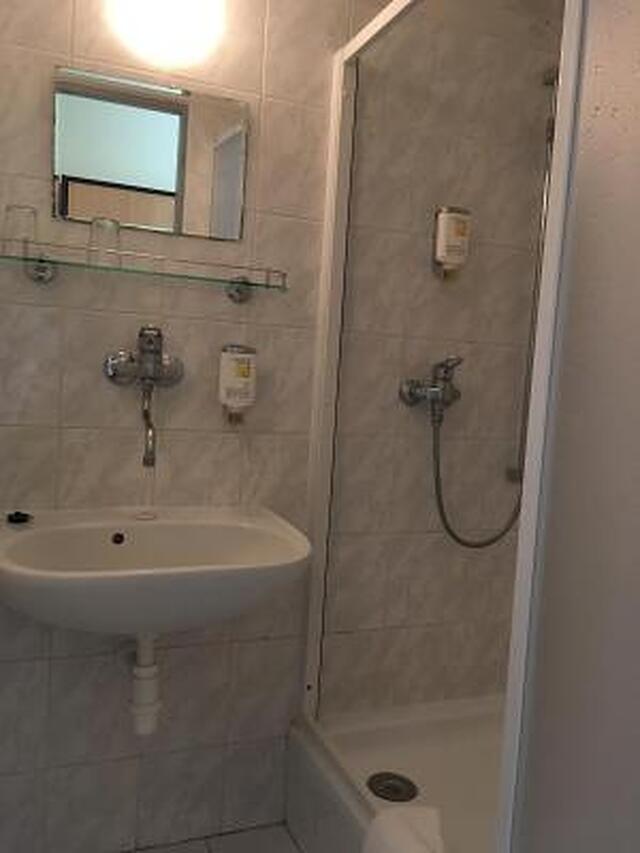 هتل سچی پراها