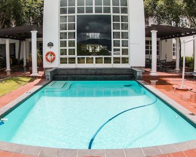 سیتی لج هتل گراندوست