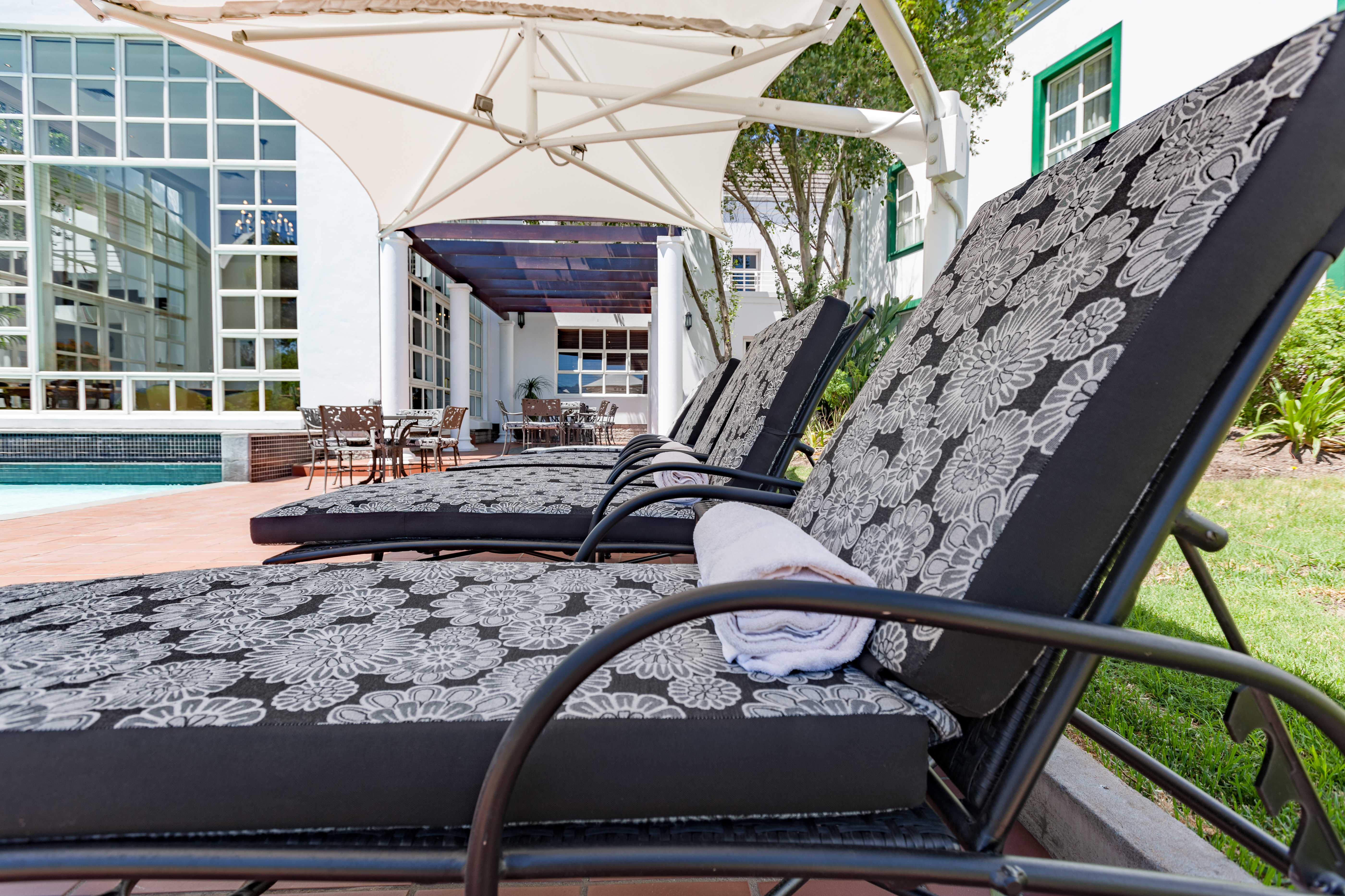 سیتی لج هتل گراندوست