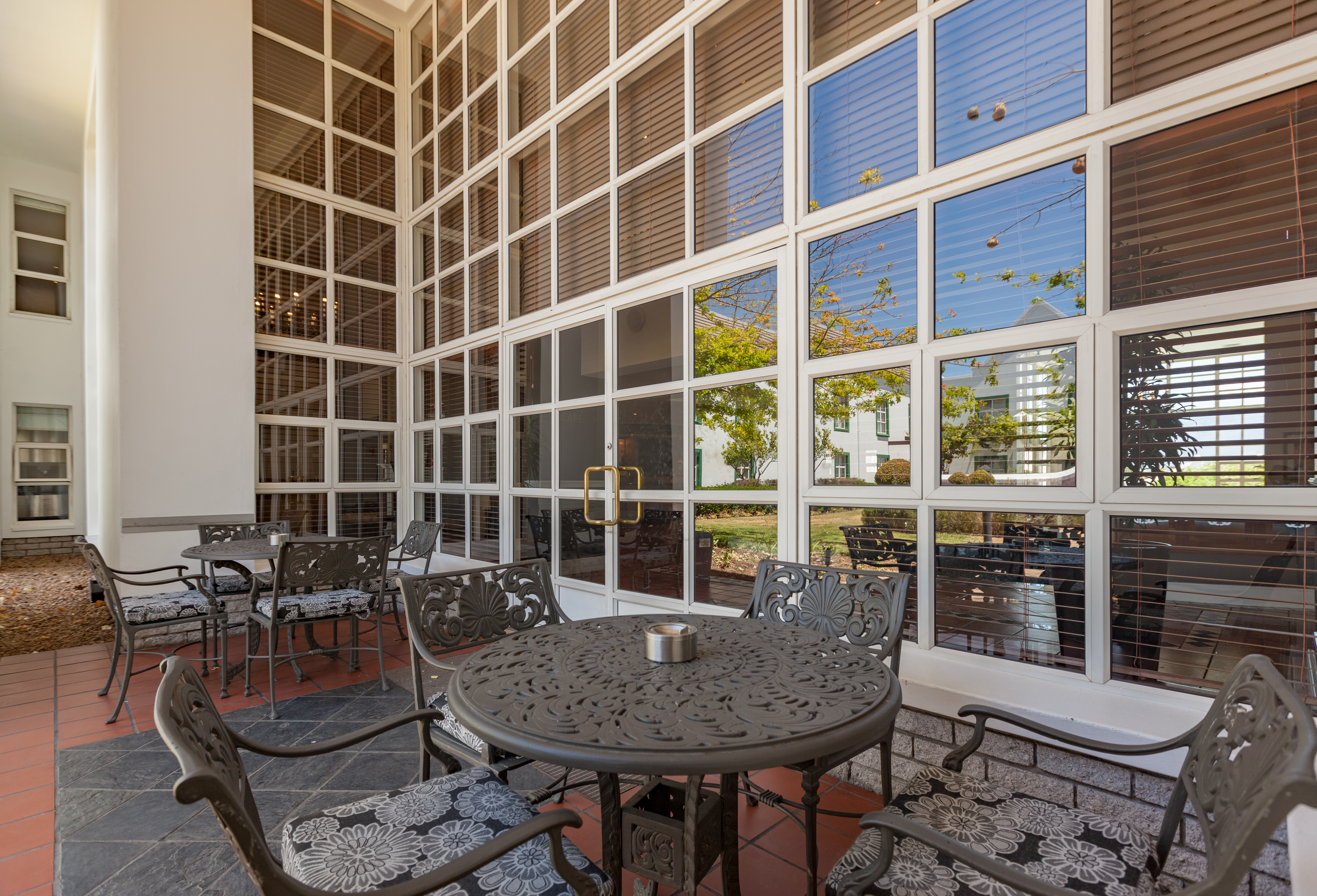 سیتی لج هتل گراندوست