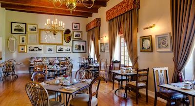 پرتیا هتل کاپ تون موبر