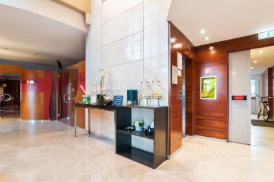 اورستارز تسانا