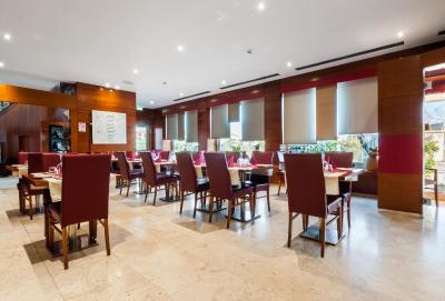 اورستارز تسانا