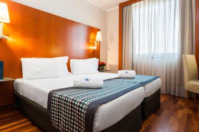 اورستارز تسانا