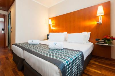 اورستارز تسانا