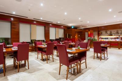 اورستارز تسانا