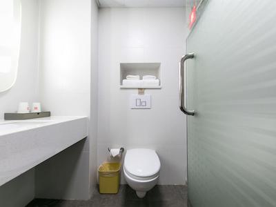 ایبیز هانگزهو وست لاک قینگچون راد هتل