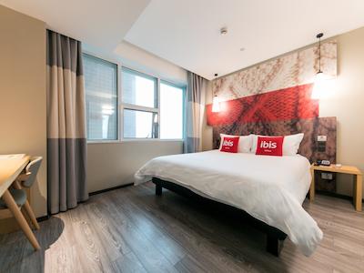 ایبیز هانگزهو وست لاک قینگچون راد هتل