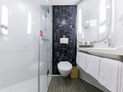 ایبیز هانگزهو وست لاک قینگچون راد هتل