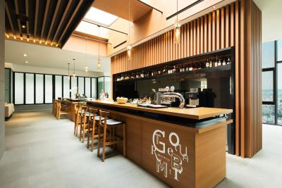 نوتل امباسادر اسئوول دنگدامون هتل اند رسیدنسز