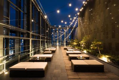 نوتل امباسادر اسئوول دنگدامون هتل اند رسیدنسز