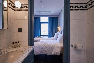 آلکو هتل اسئوول