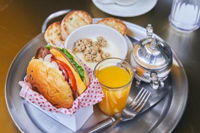 آلکو هتل اسئوول