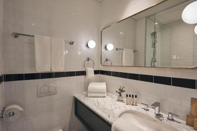 آلکو هتل اسئوول