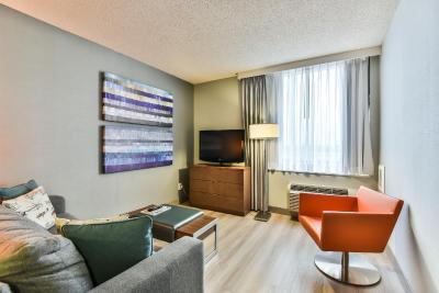 رادیسن سویت ترنتو آیرپرت