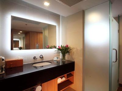 نووتل پوکت کامالا بیچ