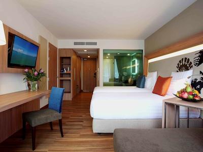 نووتل پوکت کامالا بیچ