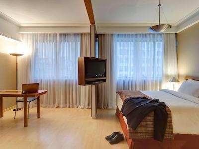 مرکور بلو هریزنت ساواسی هتل