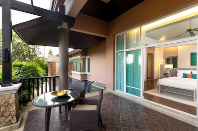 پولمن پوکت پانوا بیچ ریزورت