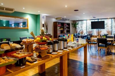 مرکور ساو پاولو مما تیمز اسکوار هتل