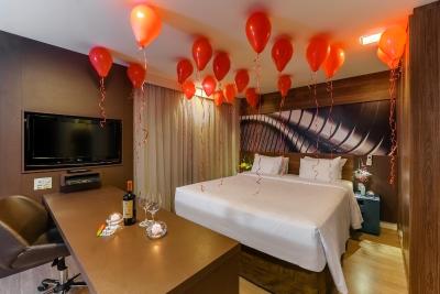 مرکور ساو پاولو مما تیمز اسکوار هتل