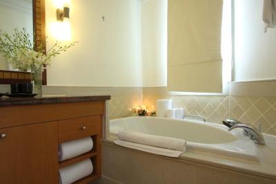 ماریوت اکزکیوتیو اپارتمنتز می فر