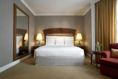 ماریوت اکزکیوتیو اپارتمنتز می فر