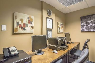 کوالیتی این وست ادمنتون