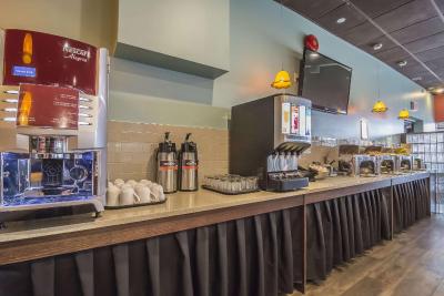 کوالیتی این وست ادمنتون