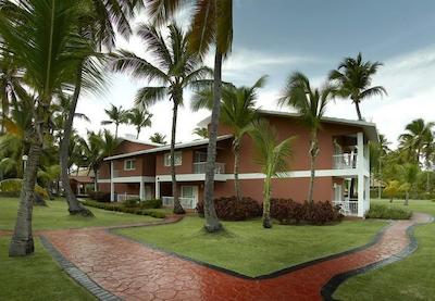 گراند پالادیوم پونتا کانا ریزرت اند اسپا