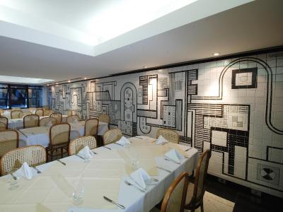 امریکاز بنیدرم هتل