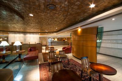 امریکاز بنیدرم هتل